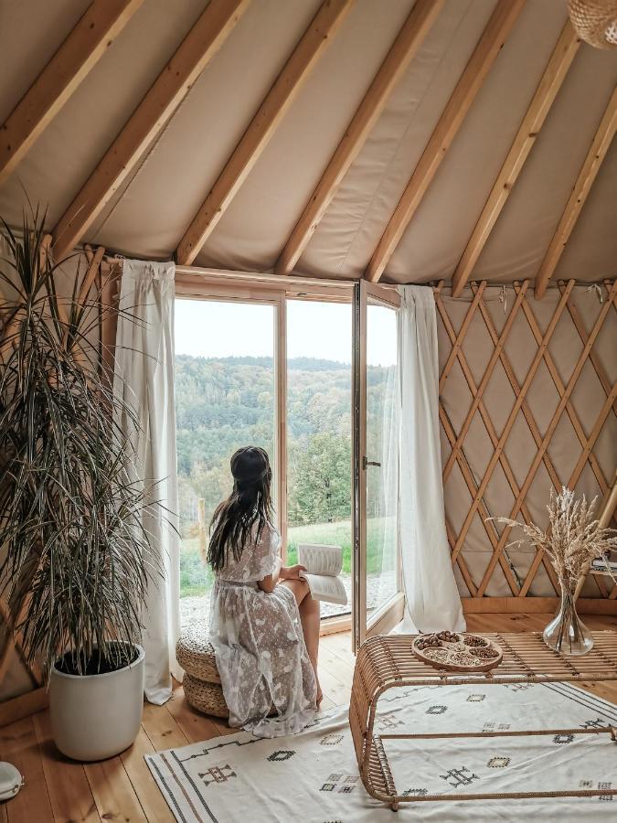 Hotel Lushhills - Nowoczesna Jurta Regulice Exteriér fotografie